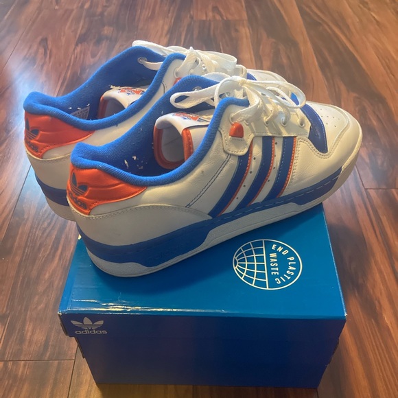 Men Adidas Rivalry Low - Picture 2 of 6